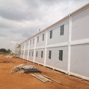 Olcsó kis 20 láb előregyártott ház konténer kemping Levehető konténerház Hordozható menekülteknek mobilház