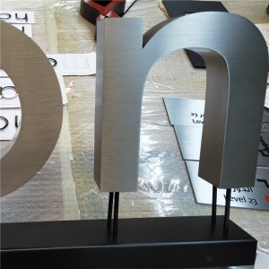 OEM Brushed Stainless Steel Channel Hurup Metal outdoor Sign 3d Letter Sign ngaleuwihan tanda