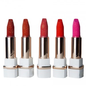 Image beauty glow, colorful silk moisturizing lipstick adherent, moisturizing, delicate lip care, elegant and red