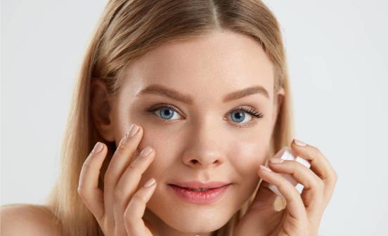 Global contact lens solutions market to reach $3 billion by 2026