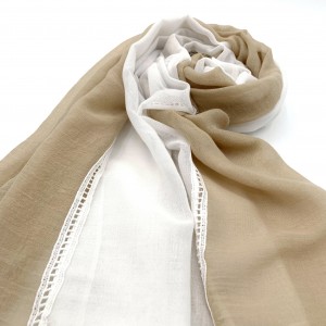 Atmospheric high-grade splicing creates a different temperament style scarf