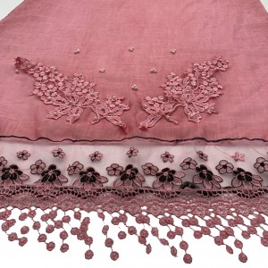 Grape flower pieces embody vivid images, and tassel lace is elegant and natural