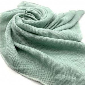 Specific fabrics, clean and simple scarves