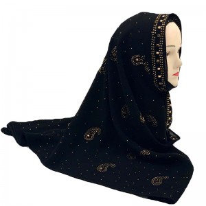 The whole scarf is a diamond Very beautiful Extra black women’s scarf