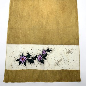 Monochrome scarf, single head yarn, flower piece hot drill