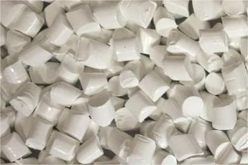 Enhancing the functionality and versatility of plastics with polyethylene wax masterbatches