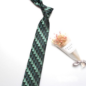 Silk Tie manufacturer A detail that must not be overlooked when tying a tie