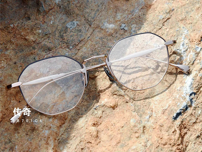 Hot-selling Women’s Glasses: Rose Gold Embodies a High-Glamour Legacy
