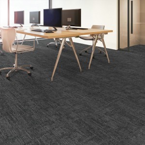 Losetas de alfombra de piso de nailon gris suave, duraderas y resistentes para el hogar