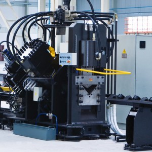 Factory supplied China APM2020C FINCM CNC Angle Line Steel Hydraulic Cutting Marking Punching Shearing Manufacturing Machine