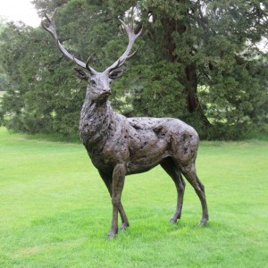 100% Original Custom Modern Life Size Vivid Metal Brass Bronze Deer Sculpture Garden Elk Statue for Sale