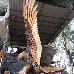 Foundry supplied Bronze bald eagle sculpture