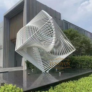Abstract modern metal display garden statue stainless steel pipe geometrical sculpture