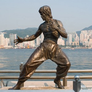 Chinese Kung Fu Superstar Bruce Lee Statue Life Size Famous Human Sculpture For Decoration