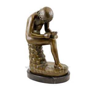 Famous Copper Spinario Sculpture Nude Boy Pulling A Thorn From His Foot Bronze Statue