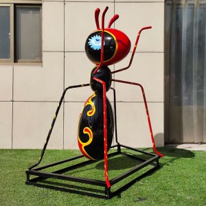Big Size Metal Garden Ant Statues Outdoor Abstract Animal statues Stainless Steel Grass Land Ant Sculpture