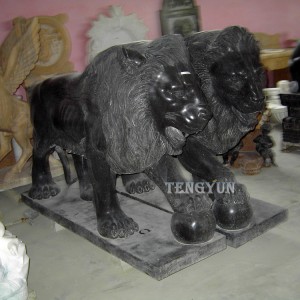 High Quality Natural Stone Black Marble Carved Lion Statue Walking Lion Sculptures for Garden Decoration