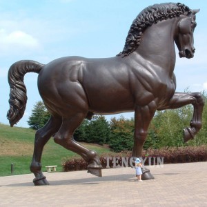 Custom Replica Leonardo da Vinci’s sculpture of horse large size bronze garden sculpture