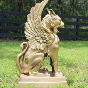 Gate Decorative Metal Animal Statue Bronze Winged Griffin Sculpture For Sale