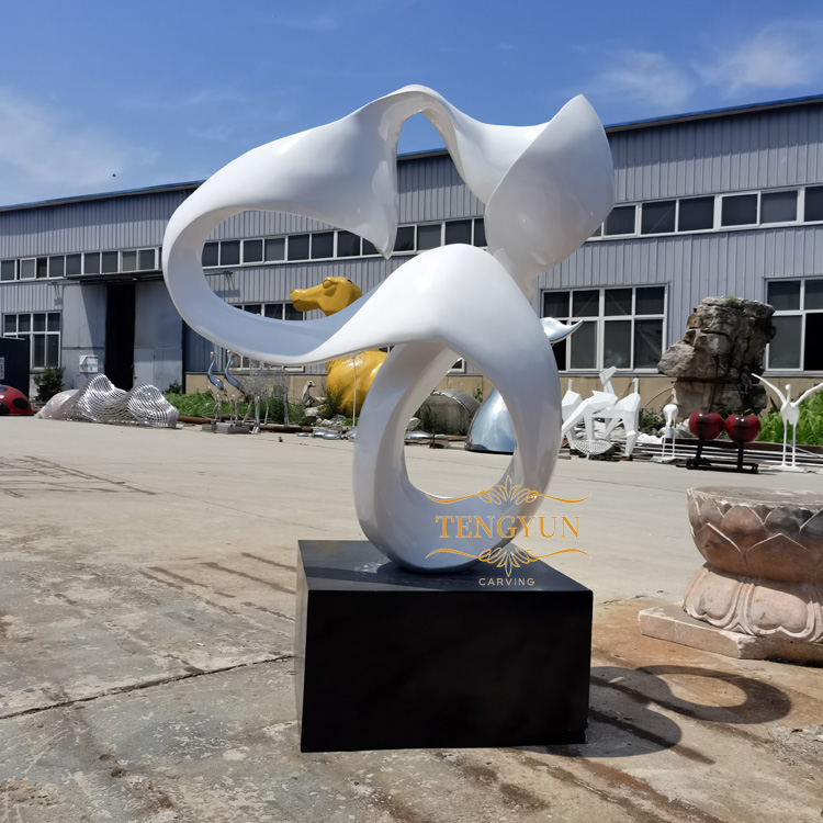 Out Door China Metal Modern Abstract White Color Stainless Steel Sculpture (3)