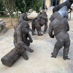 China Cheap price Life Size Animal Statue Life Size Bronze Gorilla Garden Ornament Chinese Supplier