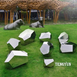 Large Modern Sculpture Mirror Polished Abstract Stone Statue Metal Rock Sculptures For Seaside Decoration