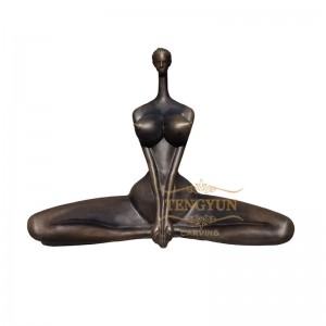 Hot Sale Decorative Abstract Woman With Large Breasts Bronze Yoga Lady Statue For Garden