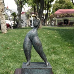 Park Decorative China Factory Bronze Abstract Modern Designed Fat Adolescent Girl Sex Female Abstract Statue