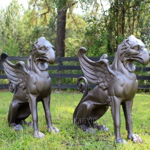Outdoor Decor Mythical Animal Statues Life Size Bronze gargoyle Griffin Sculpture For Sale