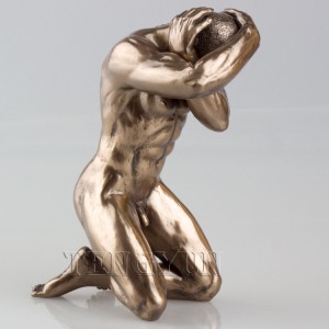 31 Year Factory Home Decoration Kneeling Muscle Nude Man Bronze Statue for Sale