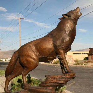 Outdoor Roaring Wolf Bronze Cast Sculpture Metal Garden Decorative Animal