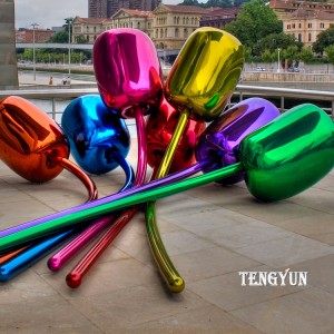 Colorful Famous Abstract Flower Ornaments Stainless Steel Bouquet of Tulips Sculpture For Outdoor Decoration