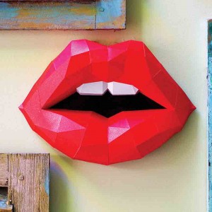 Modern metal geometric lip sculpture wall hanging big lips stainless steel mouth sculptures