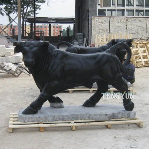OEM Supply Life Size Outdoor Black Marble Carving Animal Garden Statues Stone Cow Sculpture