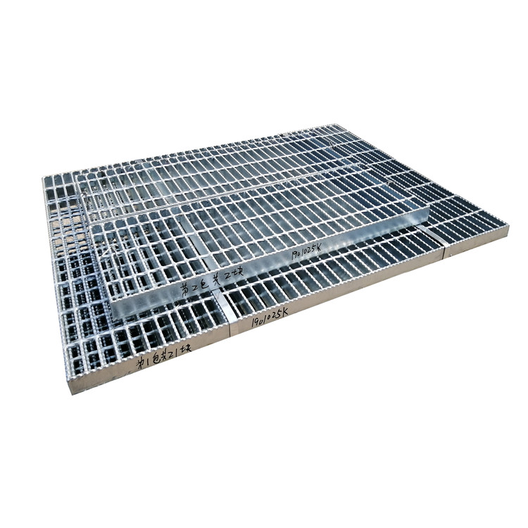 Factory source Steel Holdermanufacturers - Galvanized Stainless Fence Drainage Channel Serrated Steel Bar Steel Grating  – Xiantang