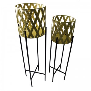 New Design Ironwork Flower Stand with Rattan Basket Indoor Metal Flower pot  for Home Decoration