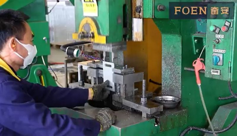 Fenan Aluminum “FOEN”factory since 1988 workshops for the Photovoltaic aluminum itemsSolar racking s