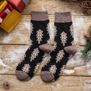 Autumn and Winter Thickened Christmas Tree Wool Socks Comfortable and Colorful warm Cute Sweet Girl Ankle Socks Women.