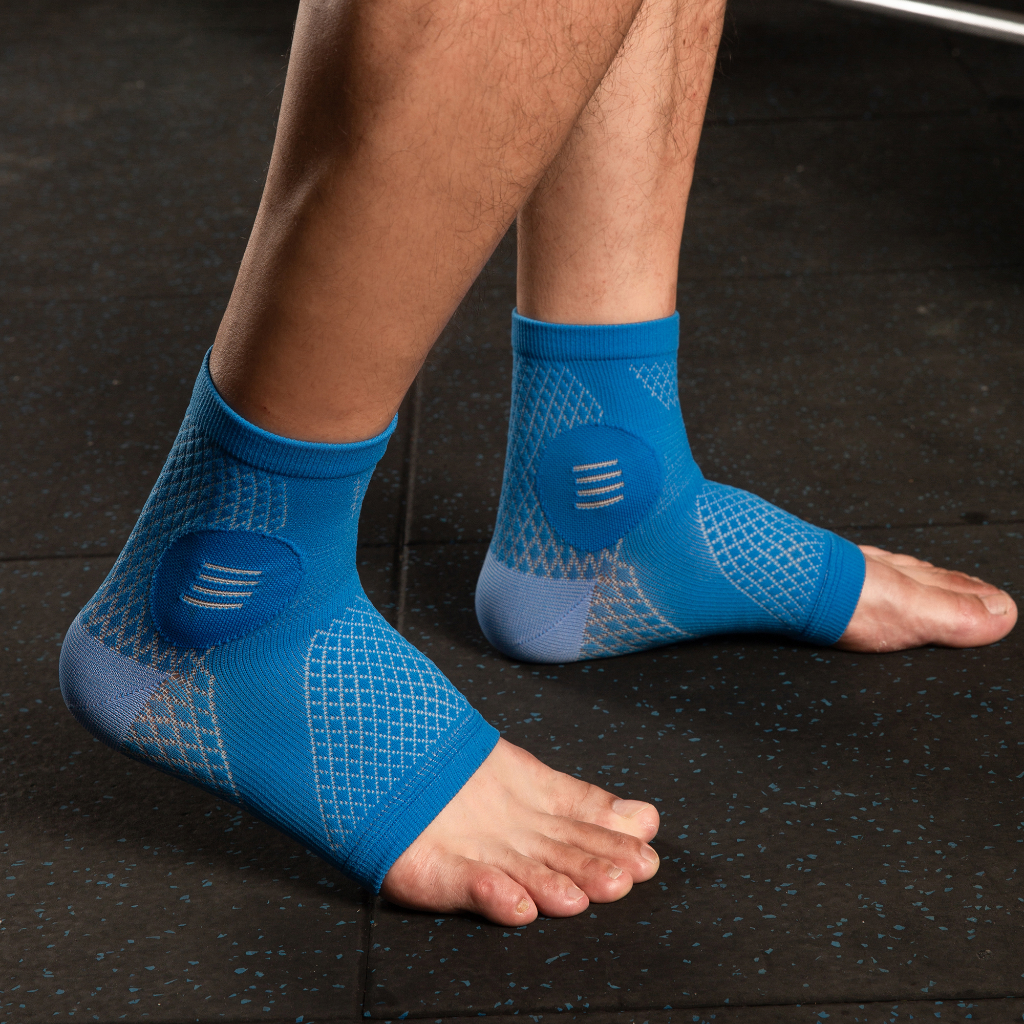 Renewable Design for Ankle Compression Sleeve - Plantar Fasciitis Socks for Women & Men – Best Foot & Ankle Compression Sleeve, Brace for Everyday Use – Provides Arch Support &...