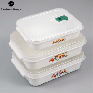Pravokotni štedilnik za mikrovalovno pečico s plastičnimi posodami za hrano s prezračenimi pokrovi