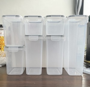 24 प्याक बीपीए फ्री प्लास्टिक एयरटाइट किचन प्यान्ट्री फूड स्टोरेज कन्टेनर ढक्कन सहित सेट
