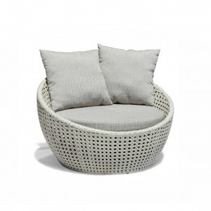 Travis rattan daybed