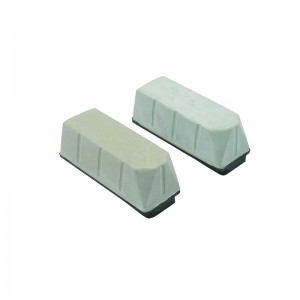 Silicon carbide abrasive for polishing double charge tile