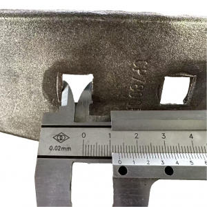 High-strength wear-resistant plowshare