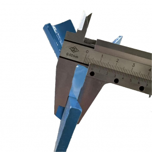 Heavy-duty plow shovel, wear-resistant and durable