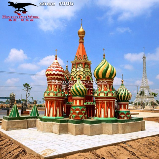 Exquisite Miniaturbau vun der Basilius-Kathedral – Handgemaachte Glasfaserkonschtstatue fir Amusementparken a Resorts