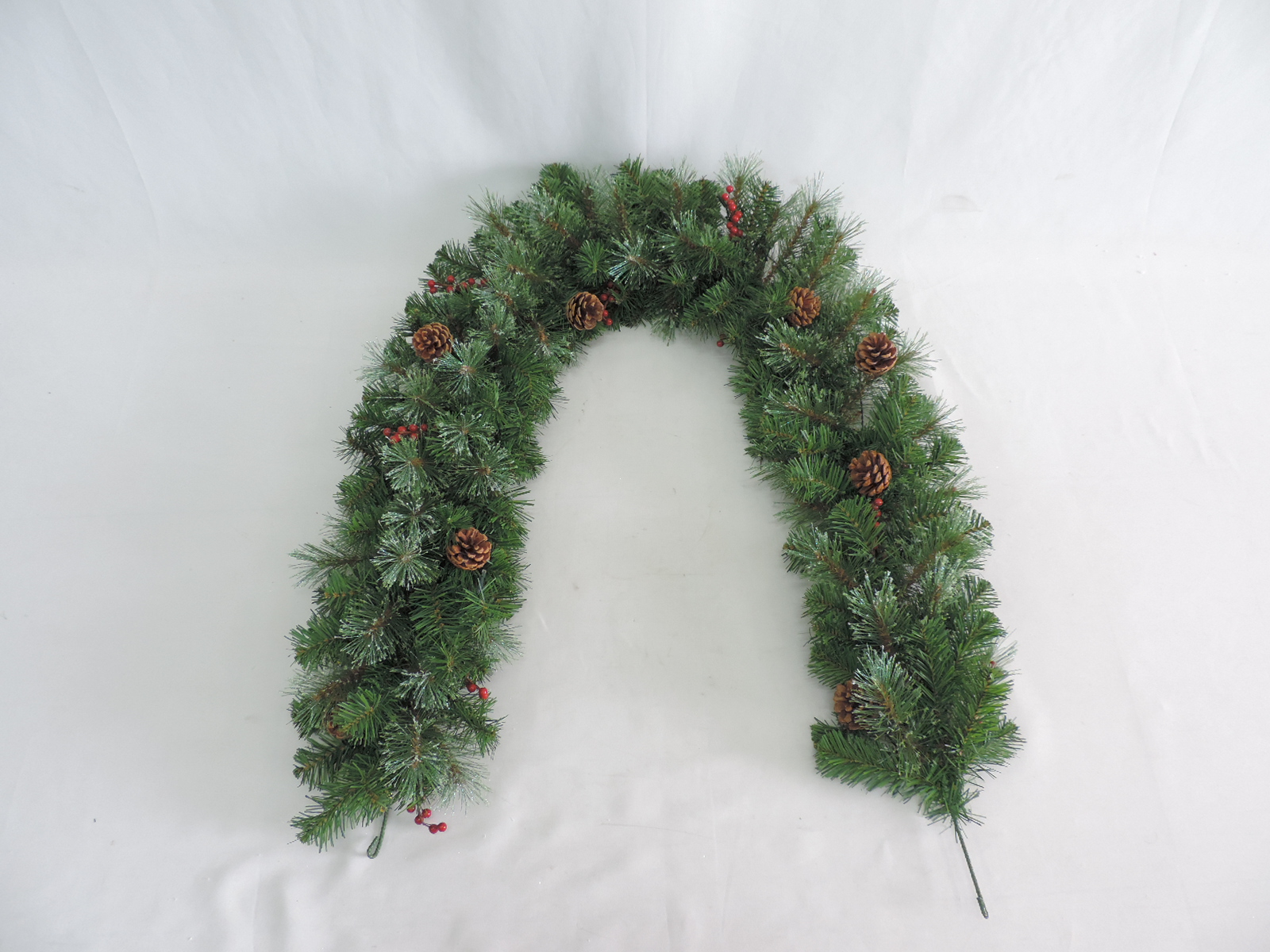 2022 wholesale price Faux Berry Garland - Artificial christmas home wedding decoration gifts pine cone ornament garland/GVRN612 – Future