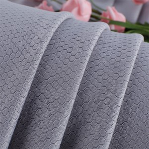 Moisture-wicking polyester football mesh fabric for sportswear