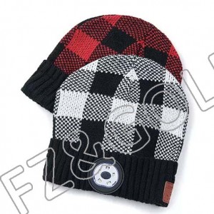 Discount Knitted Beanie Suppliers –  New arrival hot sale smart wireless musical knit bluetooth beanie hat with light and headphones  – FUZHI