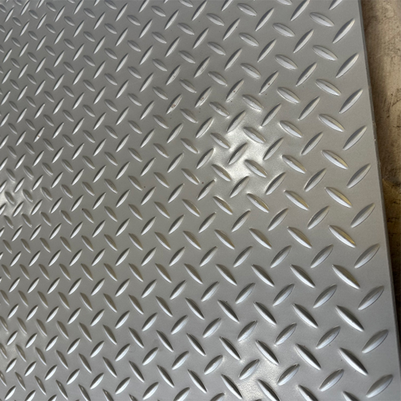 Stainless Steel Checkered Sheet Plate 